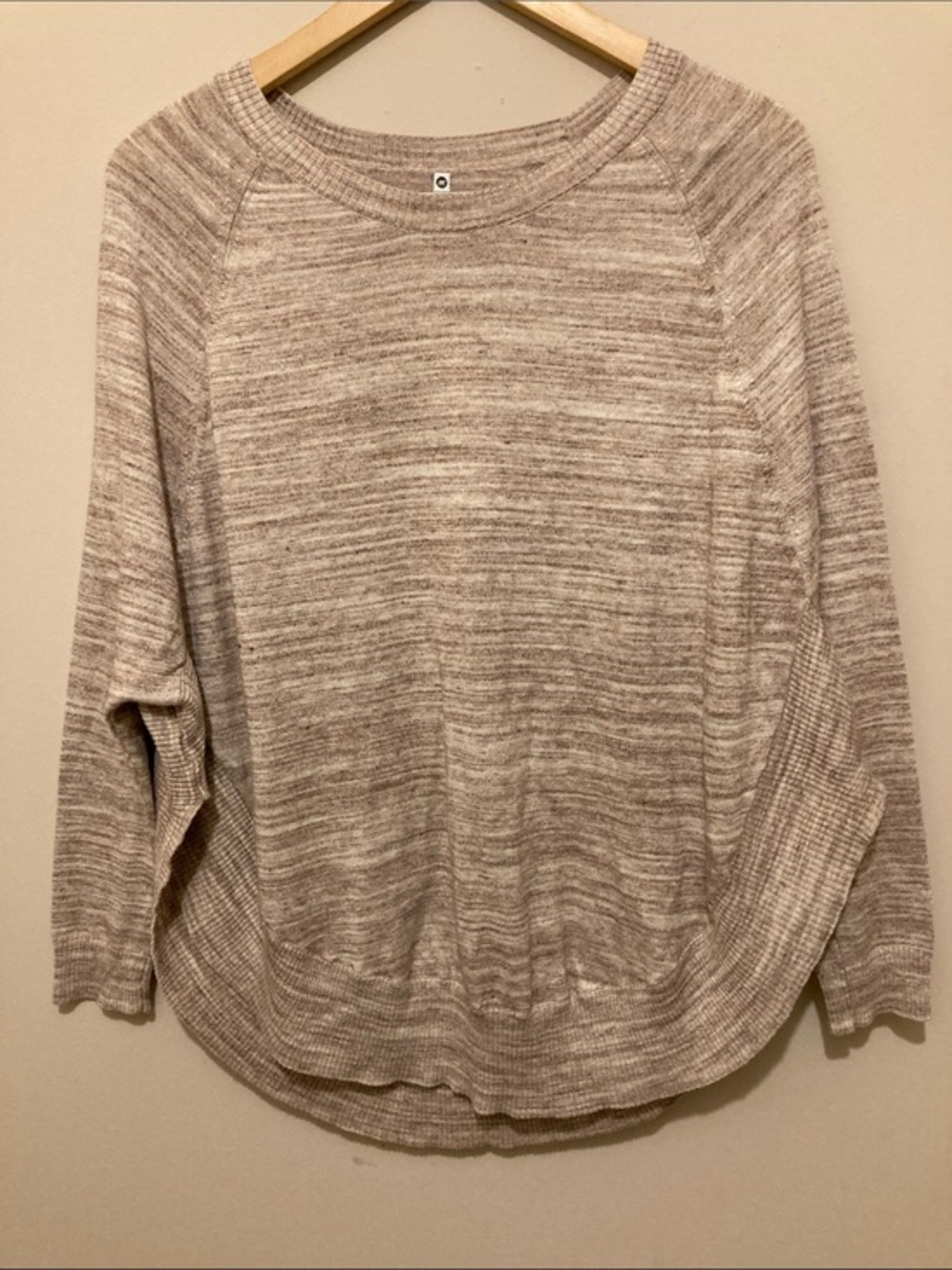 Leo & Nicole Sz M Light Taupe Marled Knit Pullover